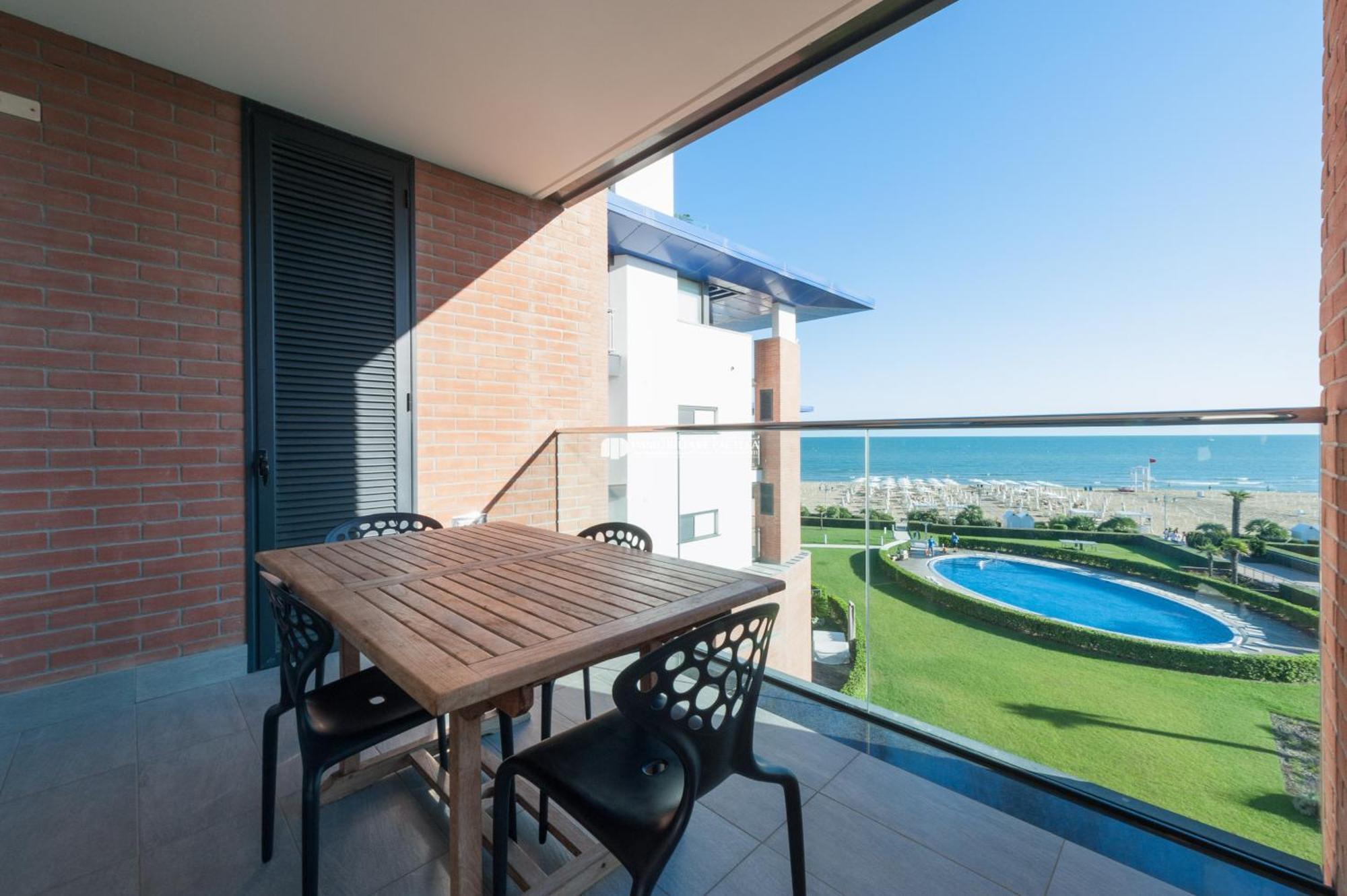 Residence Frontemar Immobiliare Pacella Lido di Jesolo Ngoại thất bức ảnh