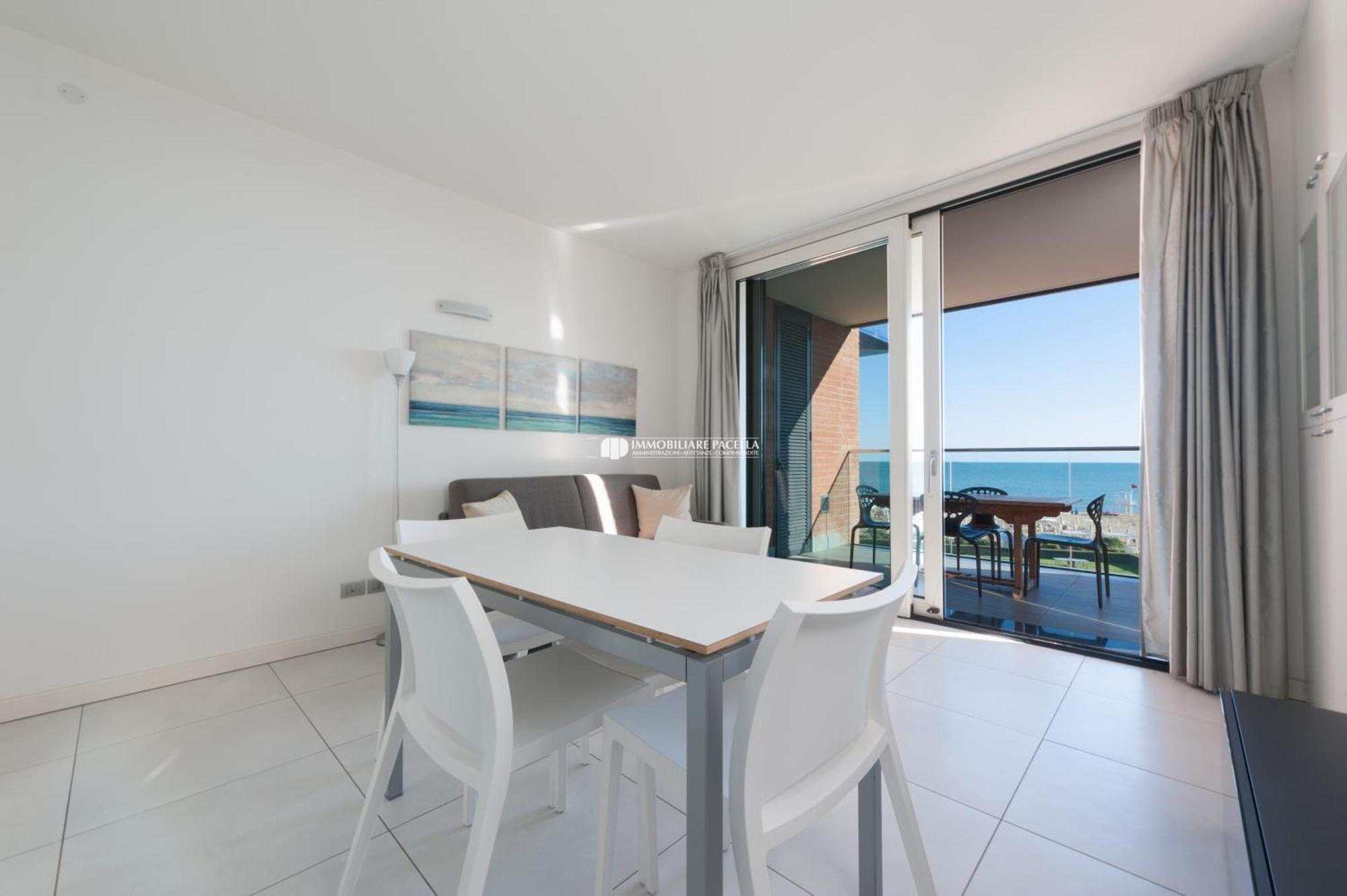 Residence Frontemar Immobiliare Pacella Lido di Jesolo Ngoại thất bức ảnh